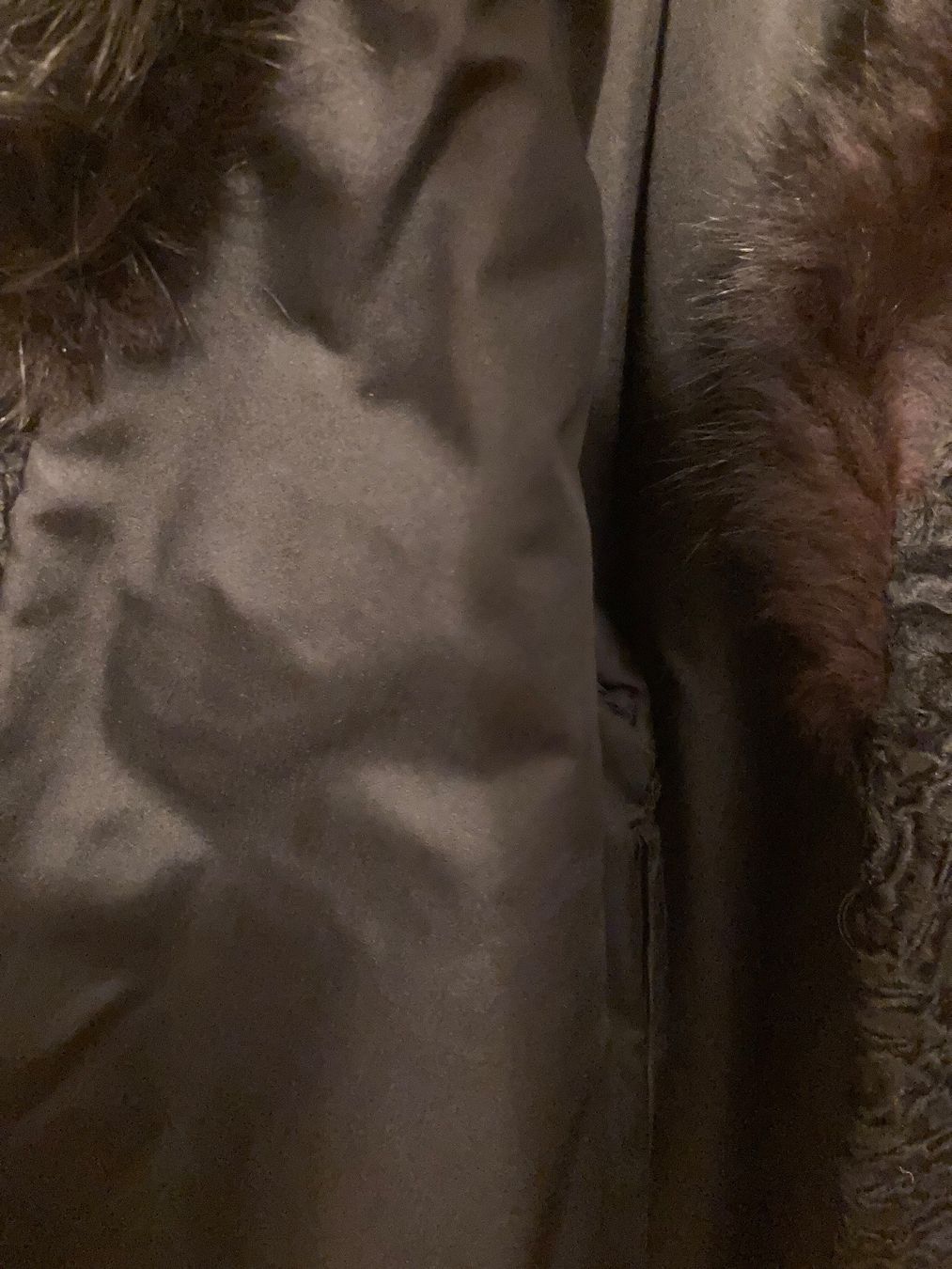 Cappotti: Manteau Astrakan Vintage – Usato da Plan-les-Ouates venduto da Namorona 5