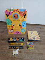 Pokémon Set: Sammelkarten-Album, Karten, Etui & Geschenktüte