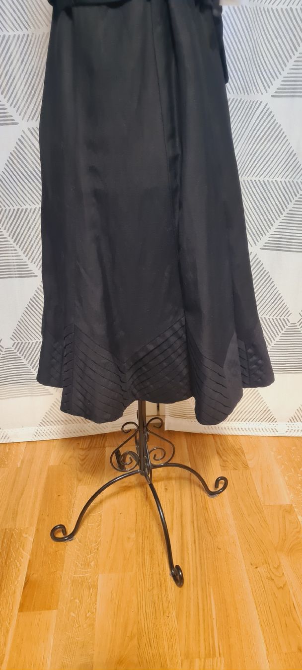 Calvin Klein Kleider: kleid gr 6 oder S von Calvin Klein original – Neu und originalverpackt aus zürich von janjaz 5