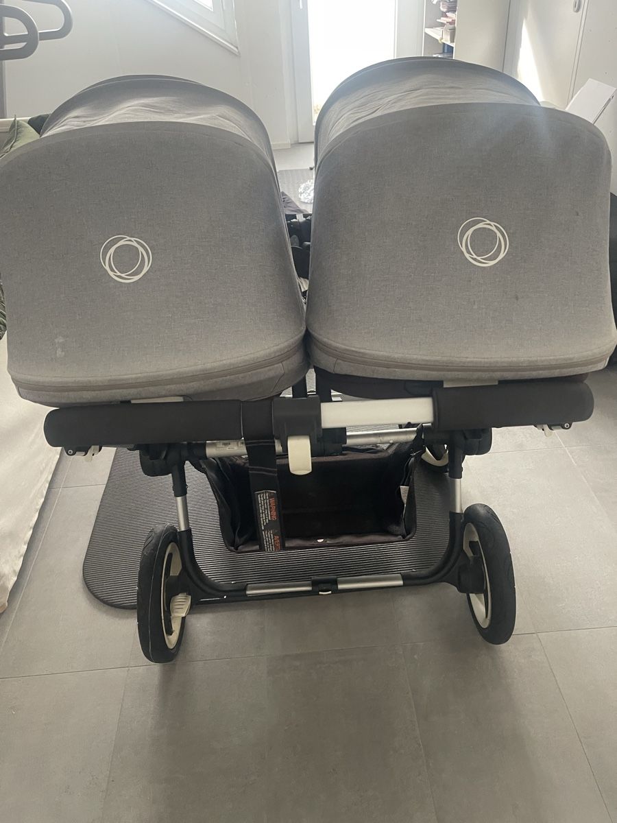 Bugaboo Carrozzine: Bugaboo Donkey Duo Pram - Great Condition! Summer Ready! – Usato da Arzier-Le Muids venduto da yen_7jpm 1