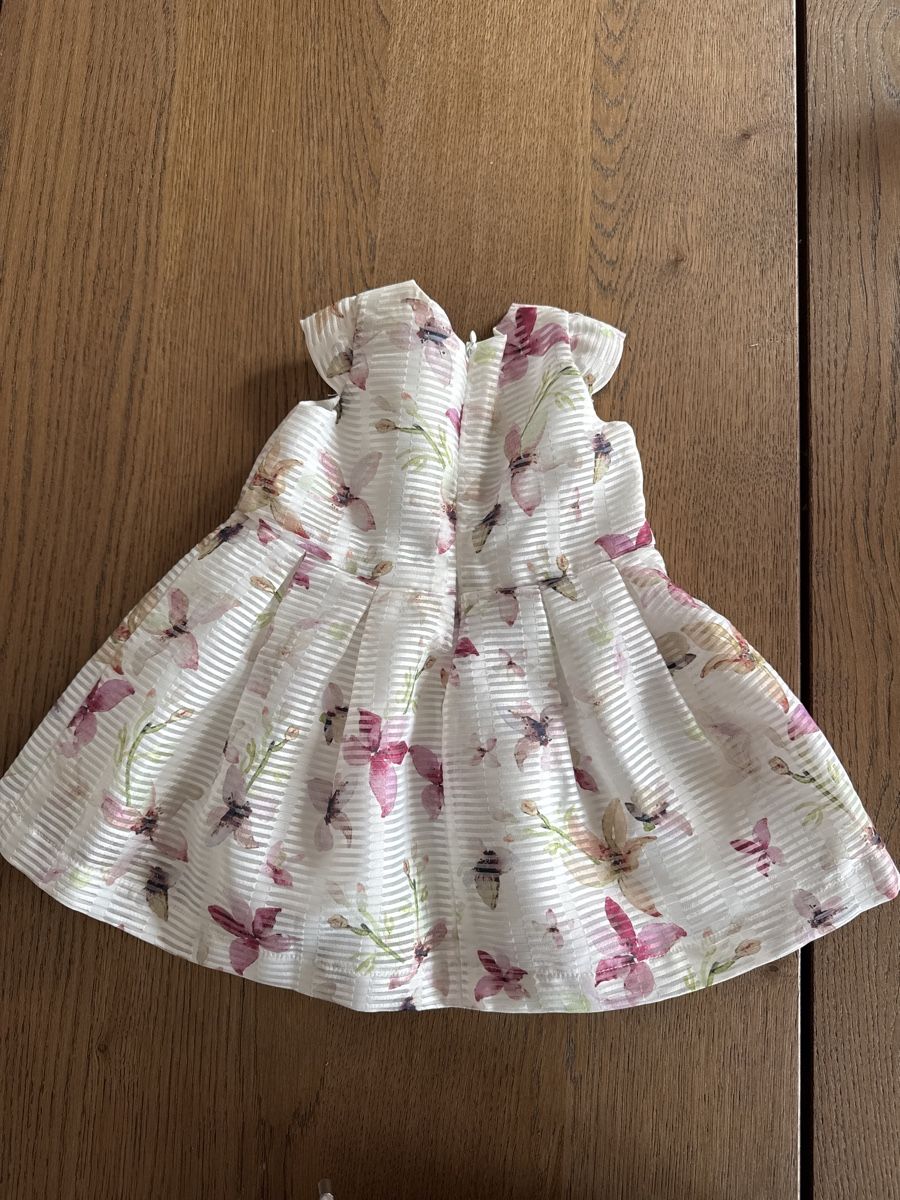 Kleider & Röcke: Rock / Kleid Baby (Grösse 62) – Gebraucht aus Schwerzenbach von savuty 1