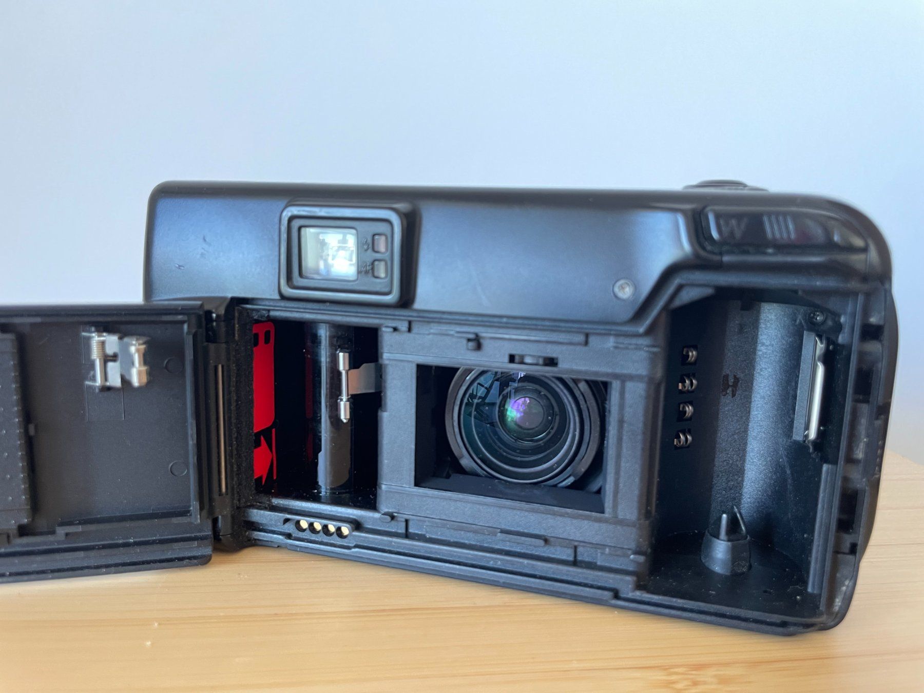 Nikon Fotocamera: Nikon TW Zoom – Difettoso da Petit Lancy venduto da gil_hr6v 6