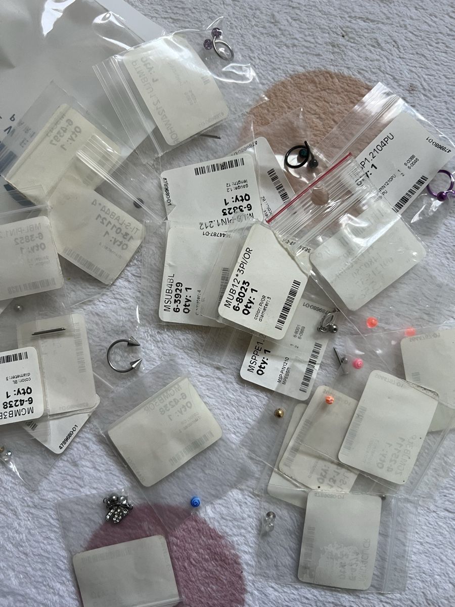 Gioielli per piercing: Lot de piercings neufs – Nuovo e nell'imballaggio originale da Ropraz venduto da Angy.ruiz 1
