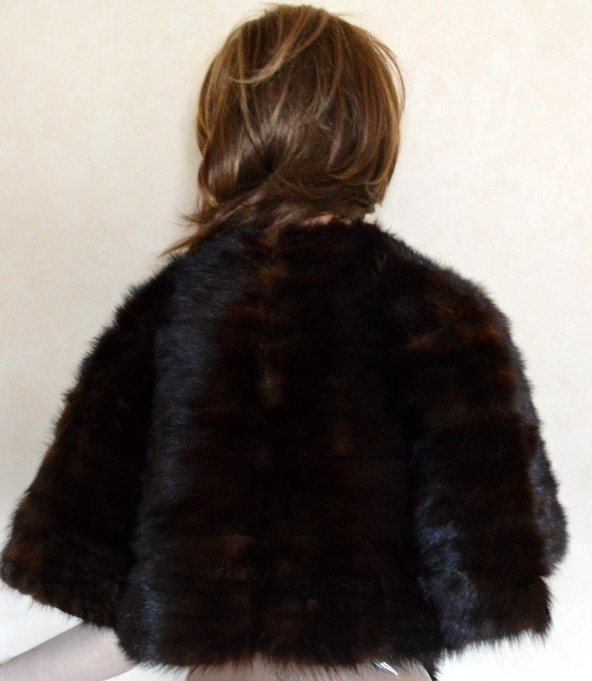 Foulard & Sciarpe: Nerzschal  / Poncho fourrure en vison – Usato da Collonges venduto da Auganien 7