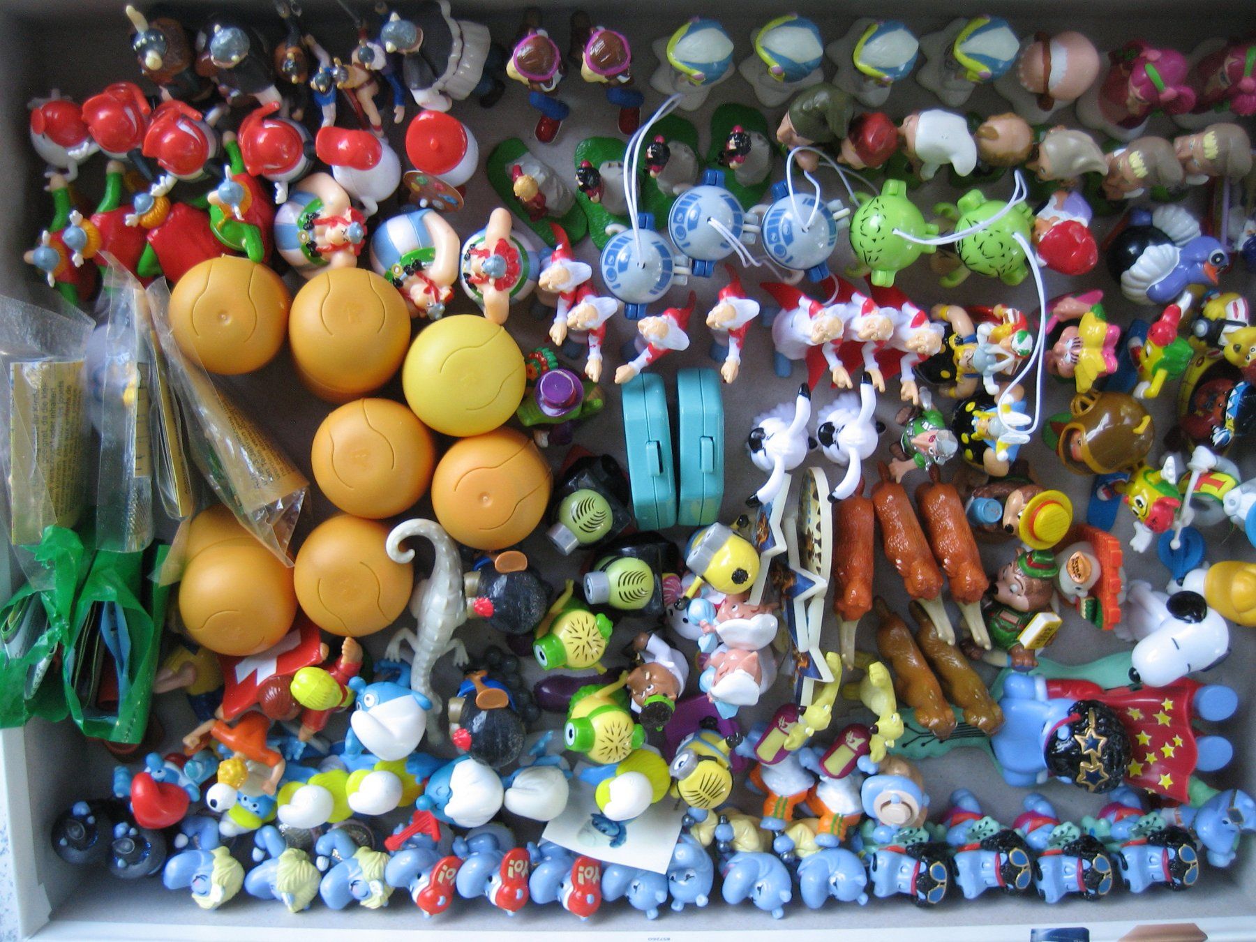 Figuren: Überraschungsei Figuren Sammlung – Gebraucht aus Bottighofen von Spiderman61