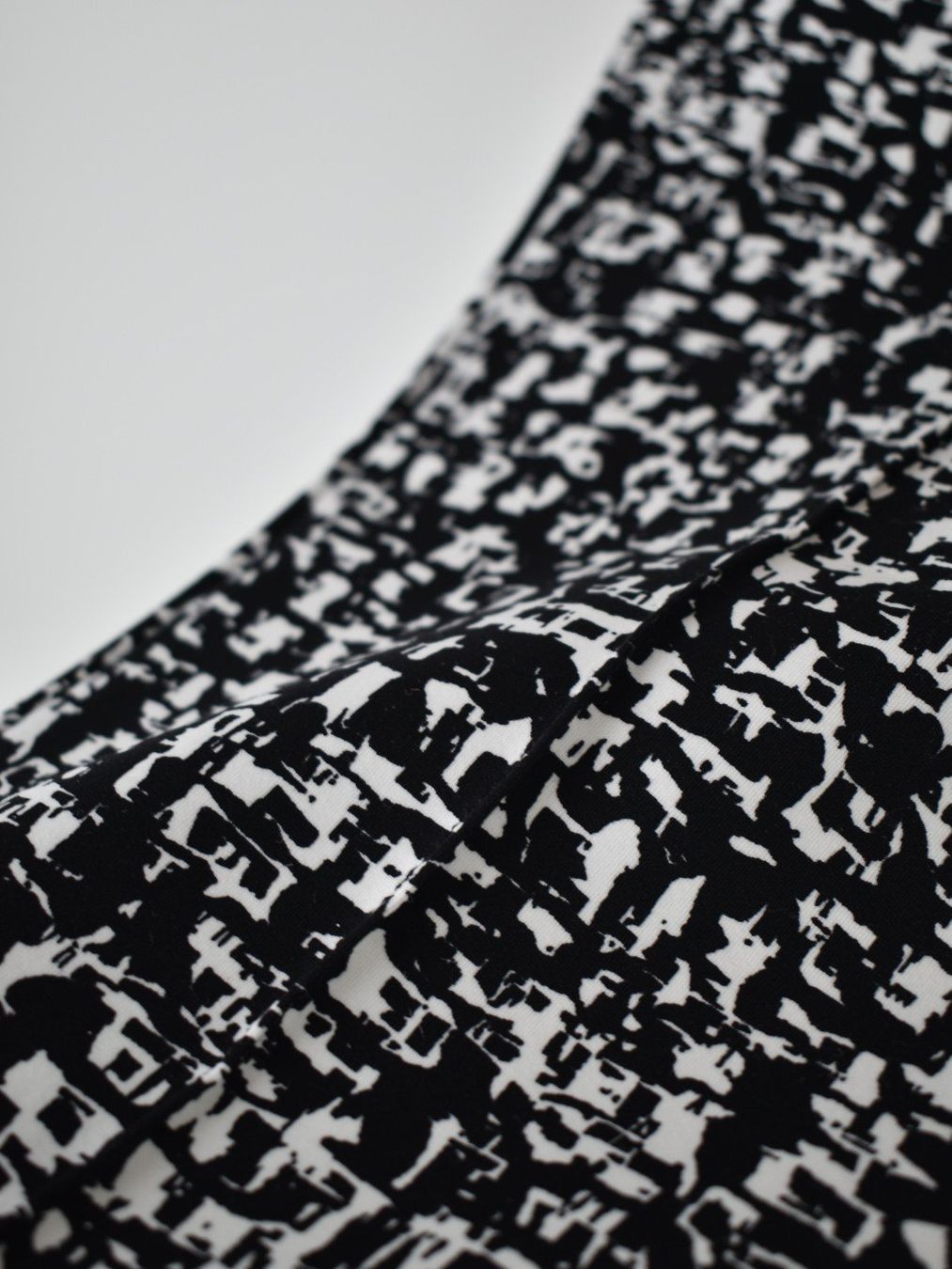 Marc Cain Hosen: Marc Cain Stretch Stoffhose Gr.38 (N3) – Gebraucht aus Nürensdorf von 2ND_STORY 3