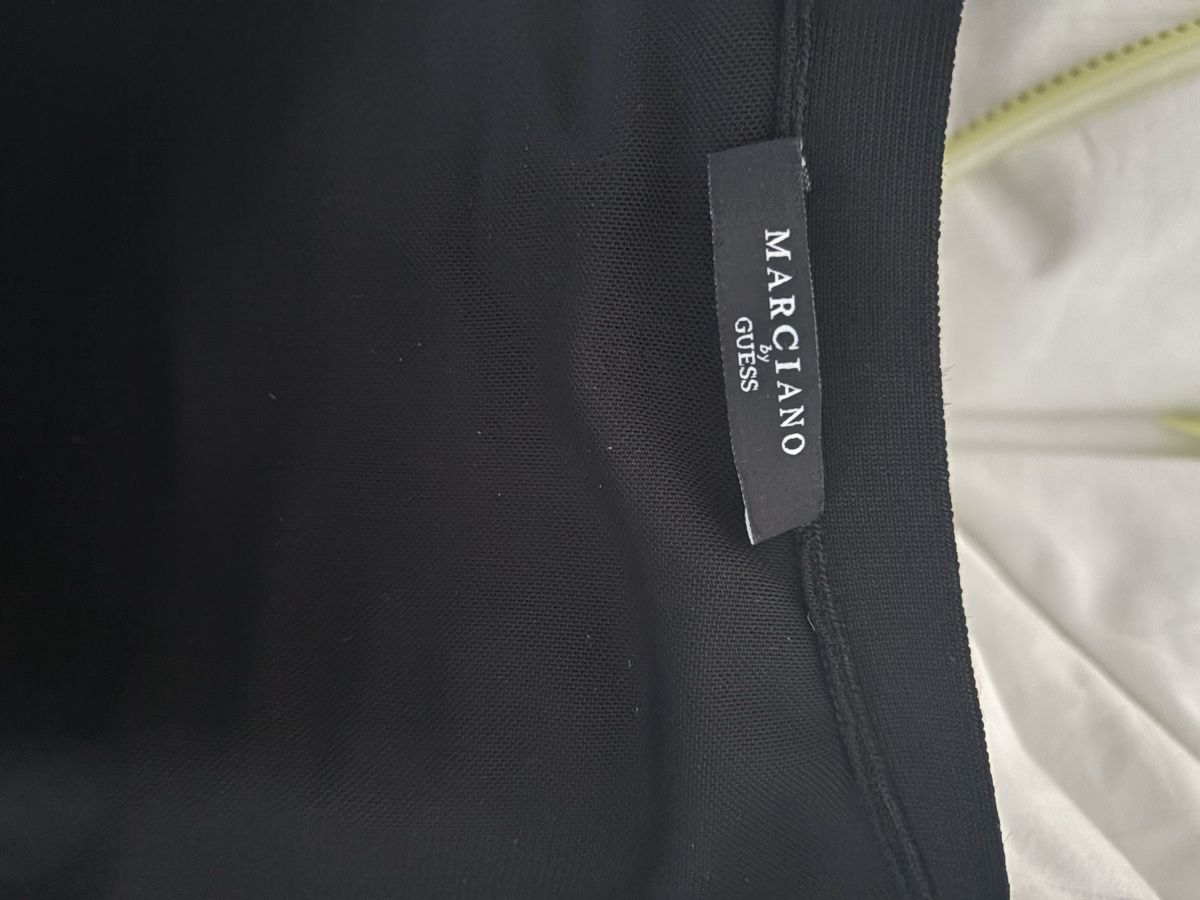 Guess Vestiti: Marciano by Guess Kleid – Nuovo (secondo la descrizione) da Märstetten venduto da JonuzM 1
