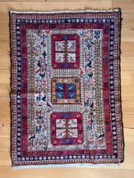 Teppich handgeknüpft / 100x140cm / mit Tiermotiven