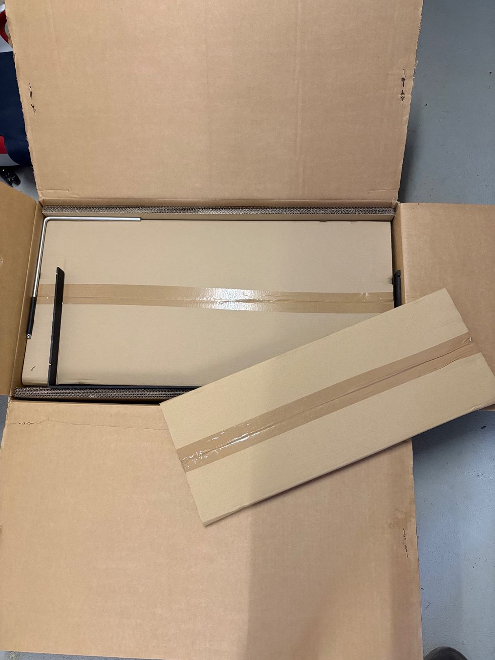Cheminée: Radius Wall Flame II Ethanol Kamin, Neu Originalverpackung – Neu (gemäss Beschreibung) aus Wilen b. Wollerau von Posmind 2