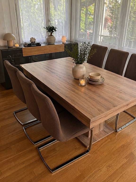 Sofas: Moderne Möbel: Sofa, Tisch ausziehbar, Sideboard – Gebraucht aus St. Gallen von mze_n6bd 2