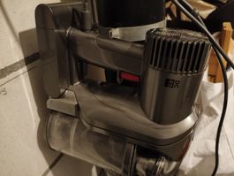 Dyson DC45 Staubsauger kabellos mit Ladegerät gebraucht