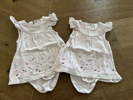 2 x Body Kleidchen Baby Größe 74/80 Zwillinge 