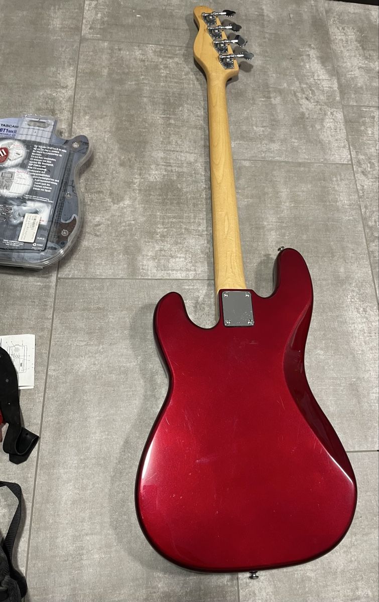 Strumenti musicali: E-Bass Gitarre Del Rey – Usato da Walliswil b.Wangen venduto da Stewalt 2