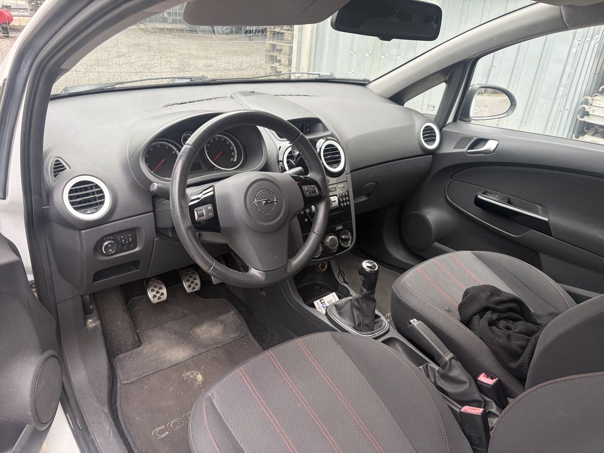 Opel Automobili: Opel Corsa 1.4 – Usato da Dettighofen venduto da Chef.Nr.1 2
