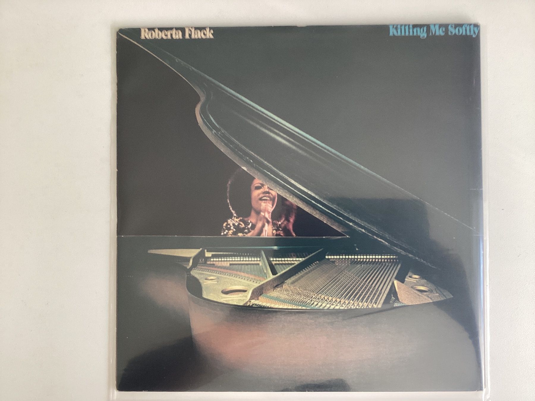 Vinyles: Roberta Flack LP - Killing Me Softly – D'occasion à Gutenswil par Hamzian
