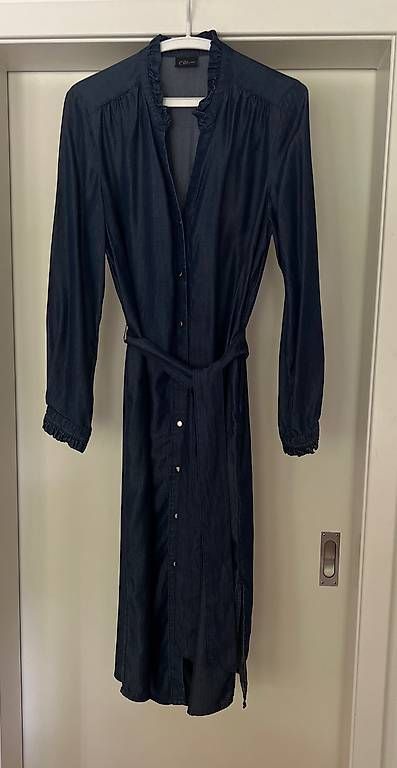 Robes: S.OLIVER Jeans-Midikleid NEU!  – D'occasion à Basel par Findus78