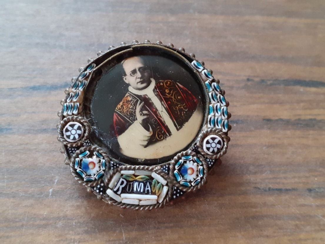 Spille & Fermagli: Mikromosaik antik Past Pius XI – Usato da Mörschwil venduto da antiksalon21 6