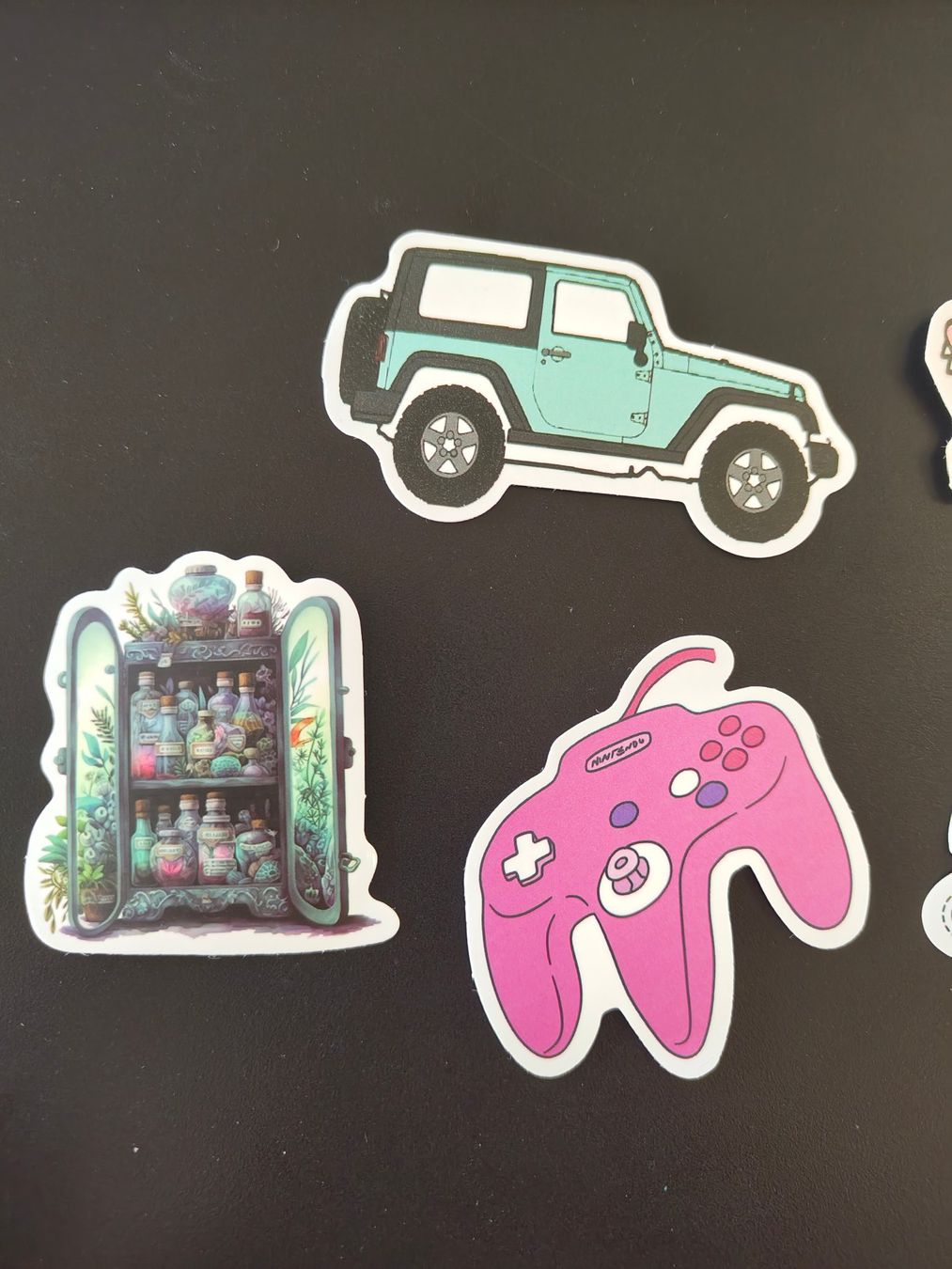 Aufkleber: 7 Sticker zum aufkleben – Gebraucht aus Emmenbrücke von BlSi 1