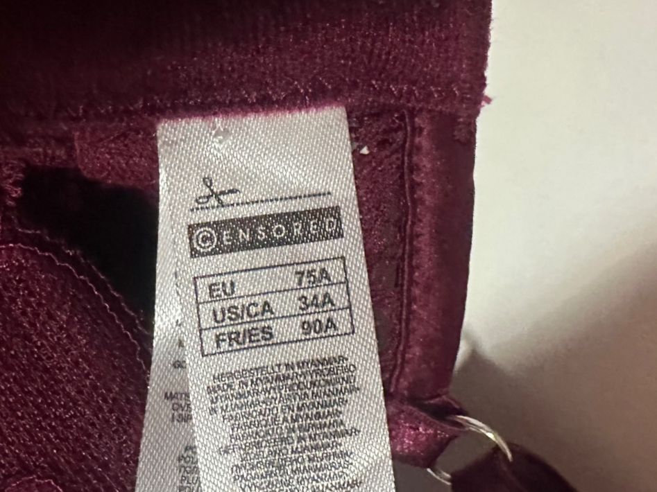 Sonstige Unterwäsche: Body 75A Bordeaux Spitze neuwertig – Neu (gemäss Beschreibung) aus Schaan von Hermine2018 1