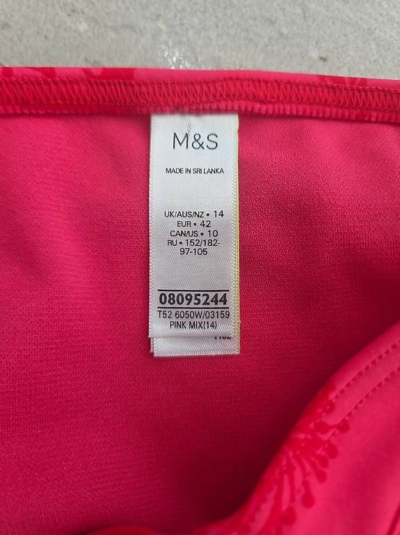 Badekleider & Bikinis: Bikini Set M&S – Neu (gemäss Beschreibung) aus Wängi von Bibo4. 4