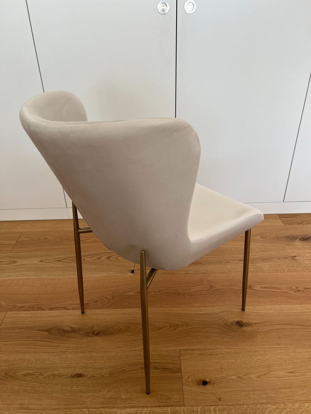 Westwing Sedie: Samt Polsterstuhl Tess Westwing Collection – Usato da Stalden (Sarnen) venduto da lkm_8hyk 4