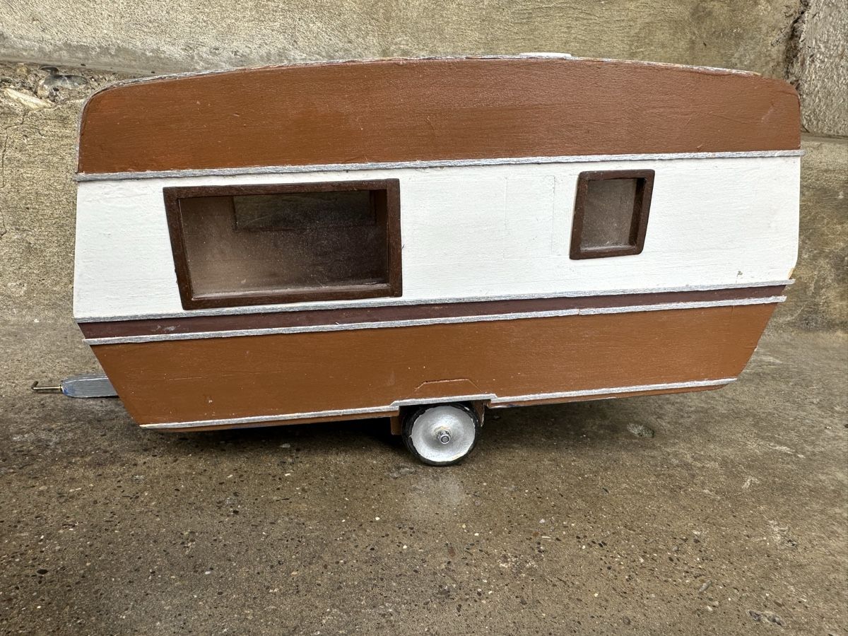 Camper Modellautos: Wohnwagen unikat holz – Gebraucht aus Reinach AG von rares75 1