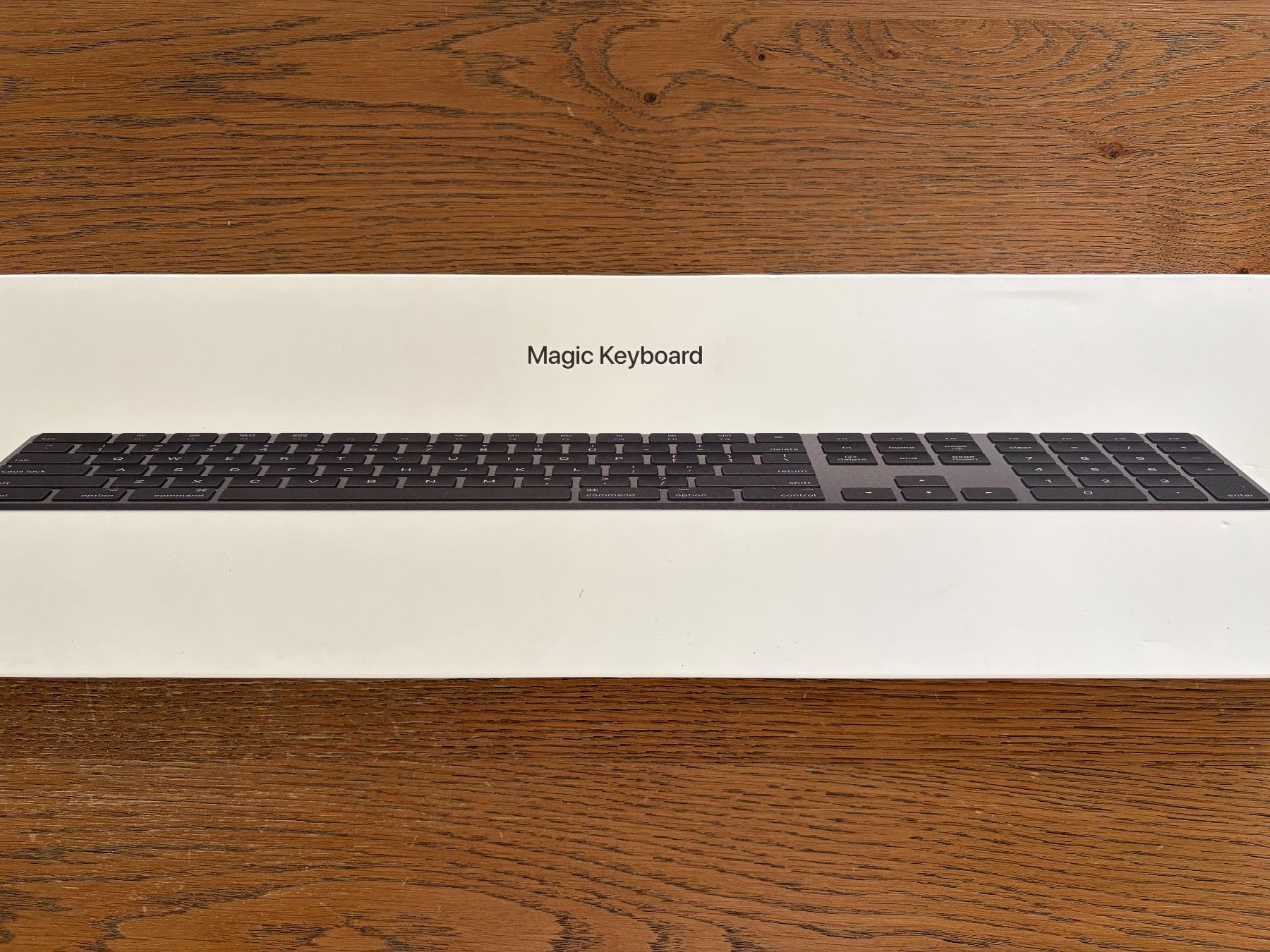 Apple Claviers: Apple Magic Keyboard with Numeric Keypad - USB – D'occasion à Cham par all_rd7b 1