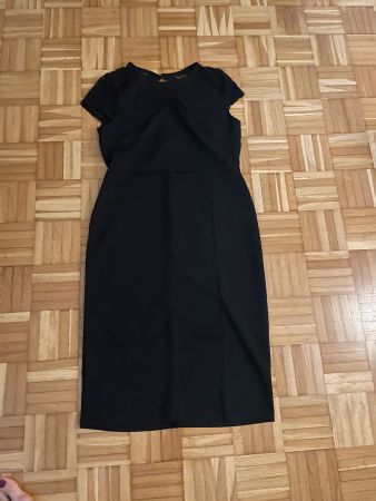 Schwarzes Kleid mit Spitzen, Grösse S/M, wie neu