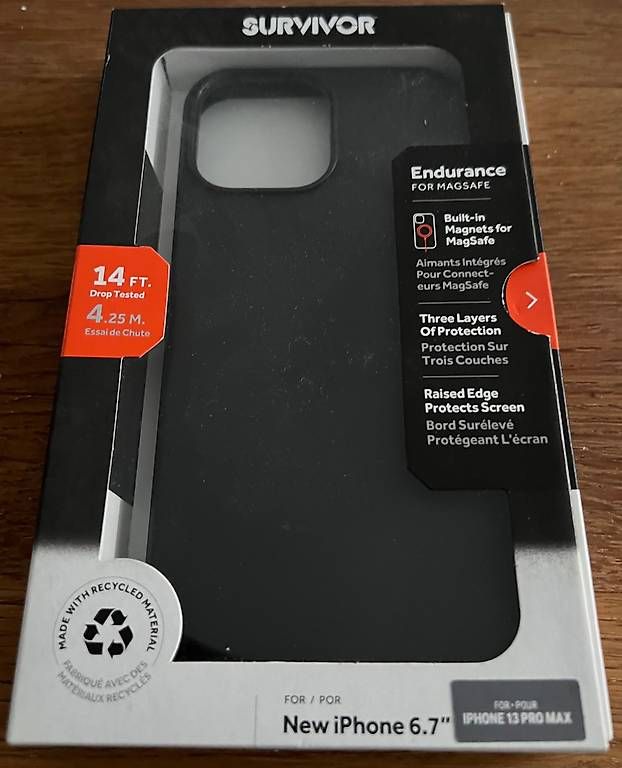 Coques & Protection écran: Survivor iPhone 13 Pro Max Black Case Endurance – D'occasion à Kaiseraugst par nic_ks5t