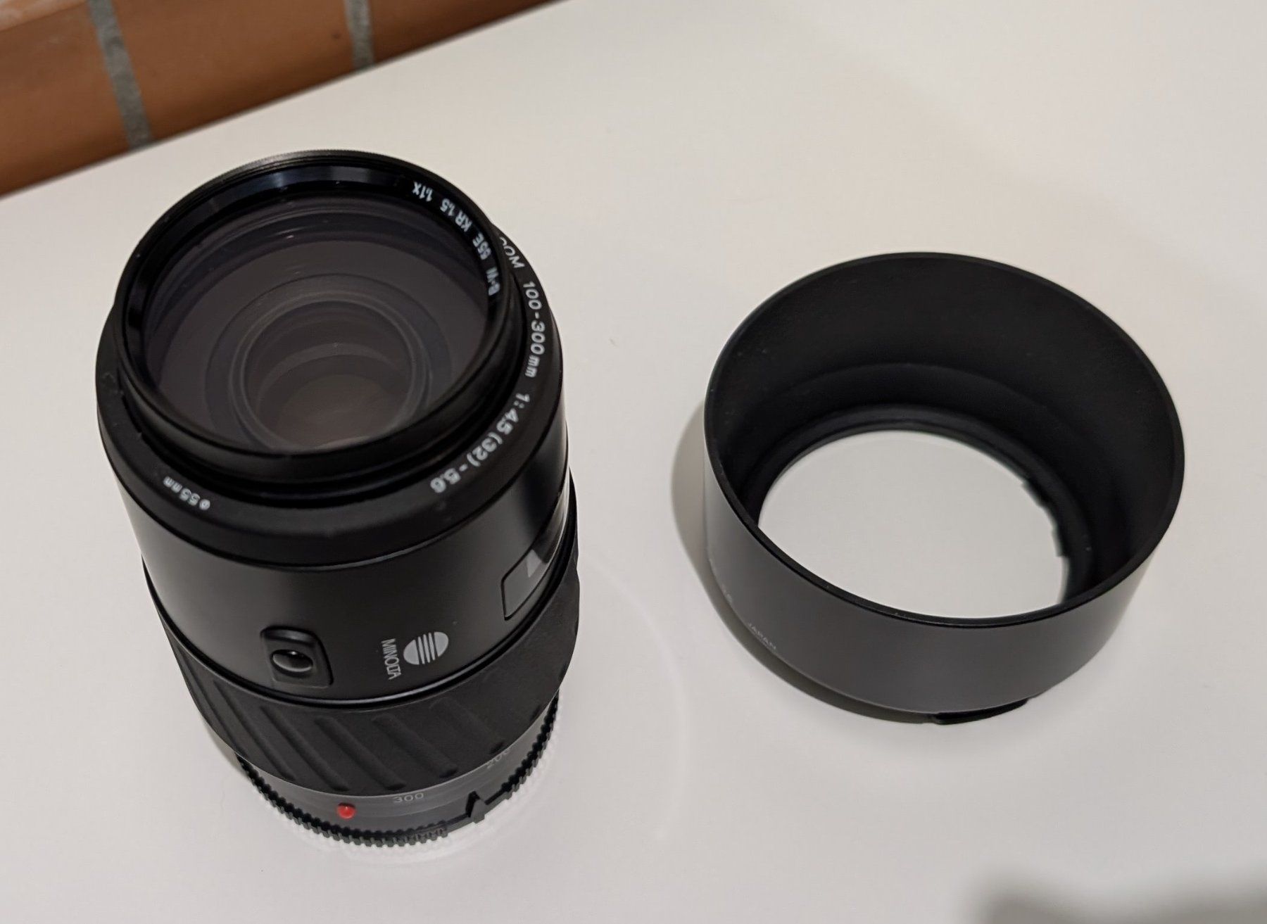 Minolta Obiettivi: Minolta AF 100-300mm Zoomobjektiv – Usato da Pfaffhausen venduto da angliker 2