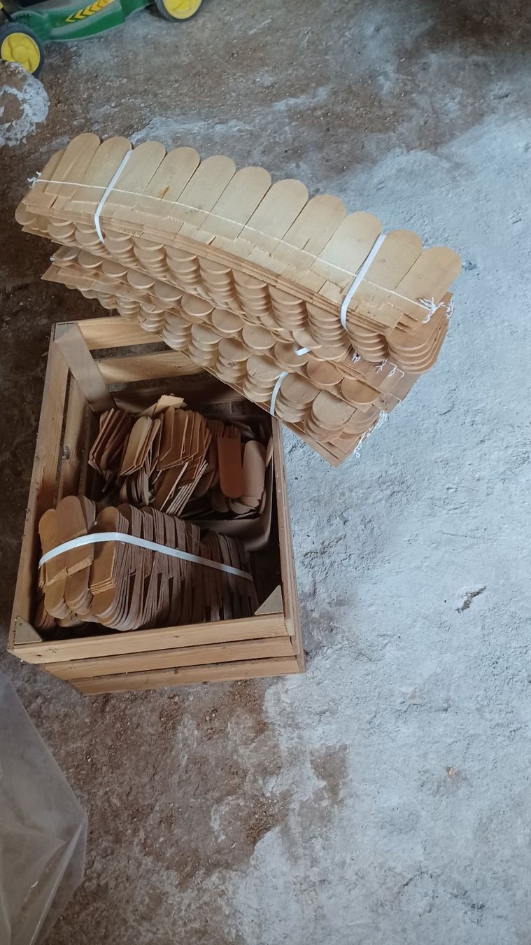 Holzartikel: Restposten Holzschindeln – Gebraucht aus Immensee von bubi19 1