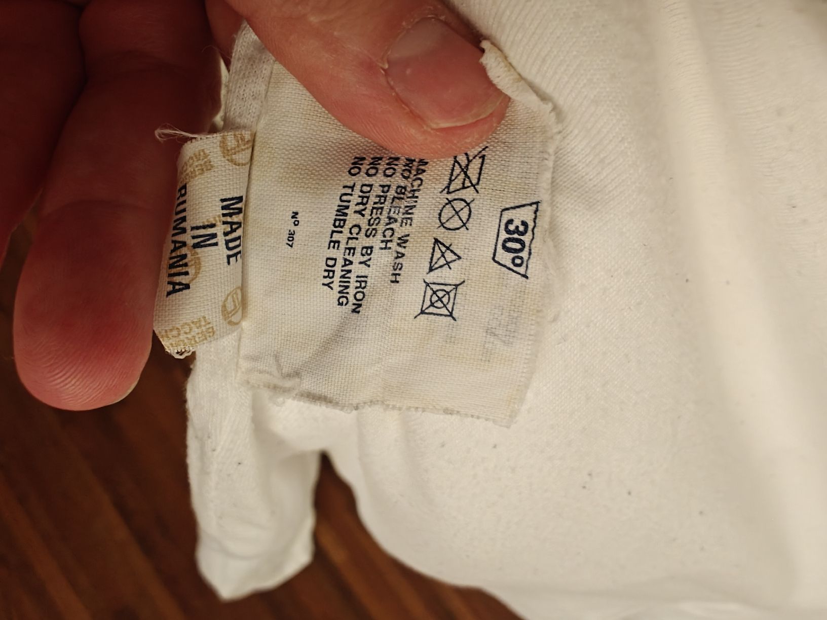 Pantalons: Vintage Sergio Tacchini White Track Pants – D'occasion à Wabern par kat_w92r 8