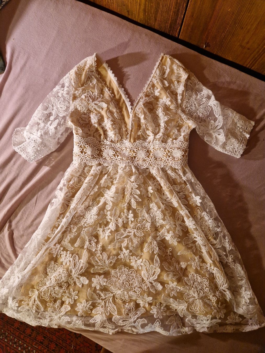 Shein Robes: Kleid weiss Spitze Grösse S neuwertig – Neuf (Voir description) à Luthern par Ricolinchen