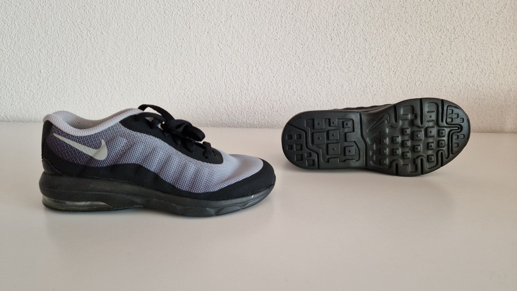 Nike Schuhe für Jungen: Sneaker AIR MAX INVIGOR von NIKE Gr. 31 neu – Neu und originalverpackt aus Baar von rebeli6340 3
