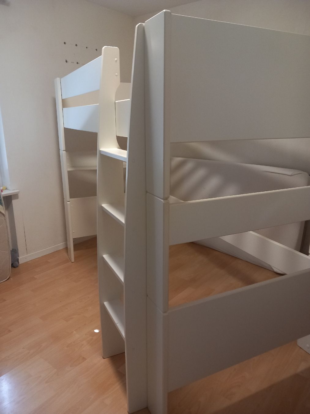 Betten: Hochbett weiss – Gebraucht aus Zofingen von mar_th76