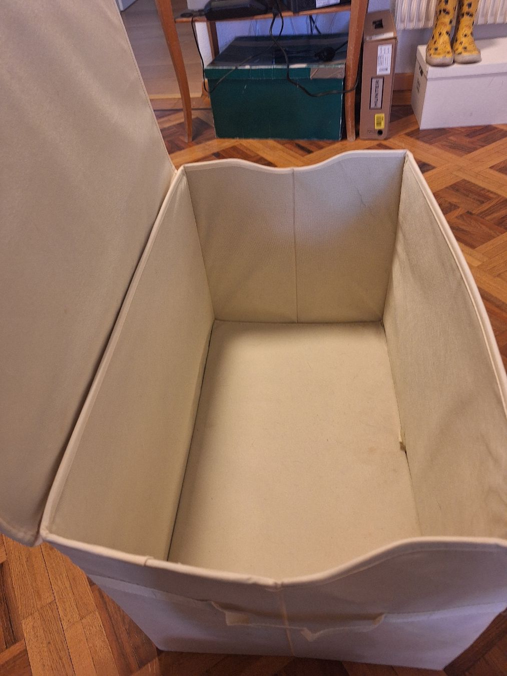 Cassapanche: Coffre à jouets Three Sprouts  – Usato da Fribourg venduto da lf87 1