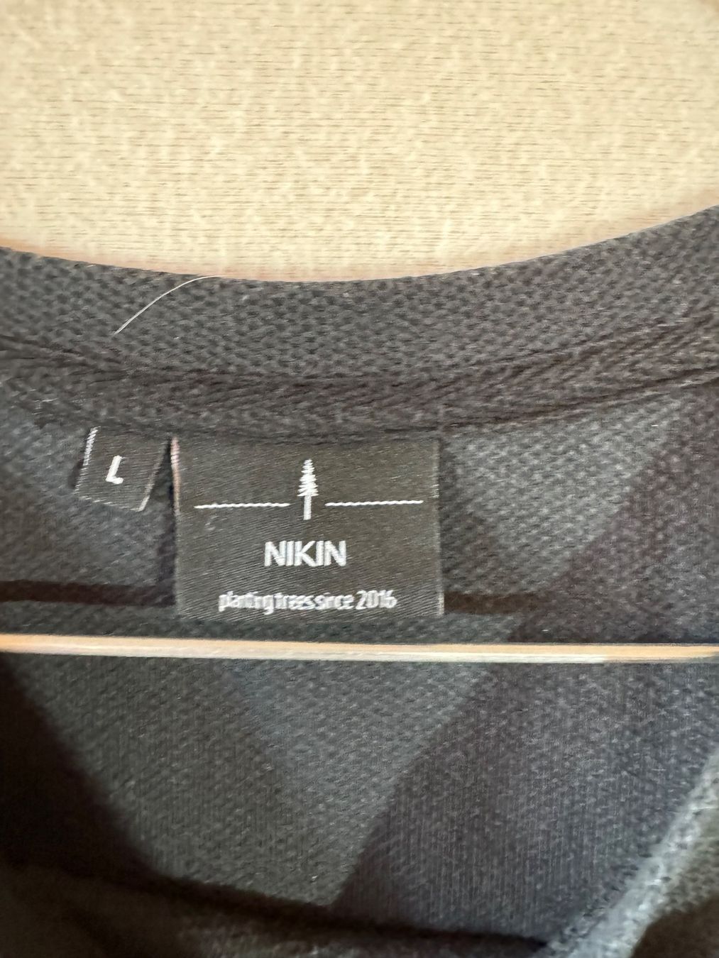 Nikin Maglioni & Felpe: schwarzer Pullover von Nikon Gr. L – Usato da Grosswangen venduto da second_hand_dress 2