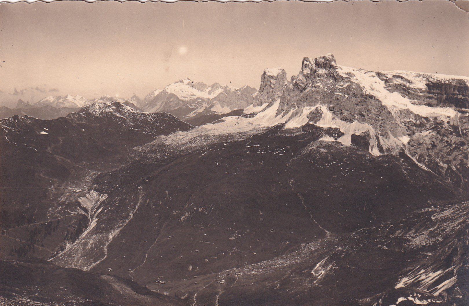 Cartoline postali: ??? Paysage de montagnes ??? – Usato da Cormoret venduto da Pascalll2001
