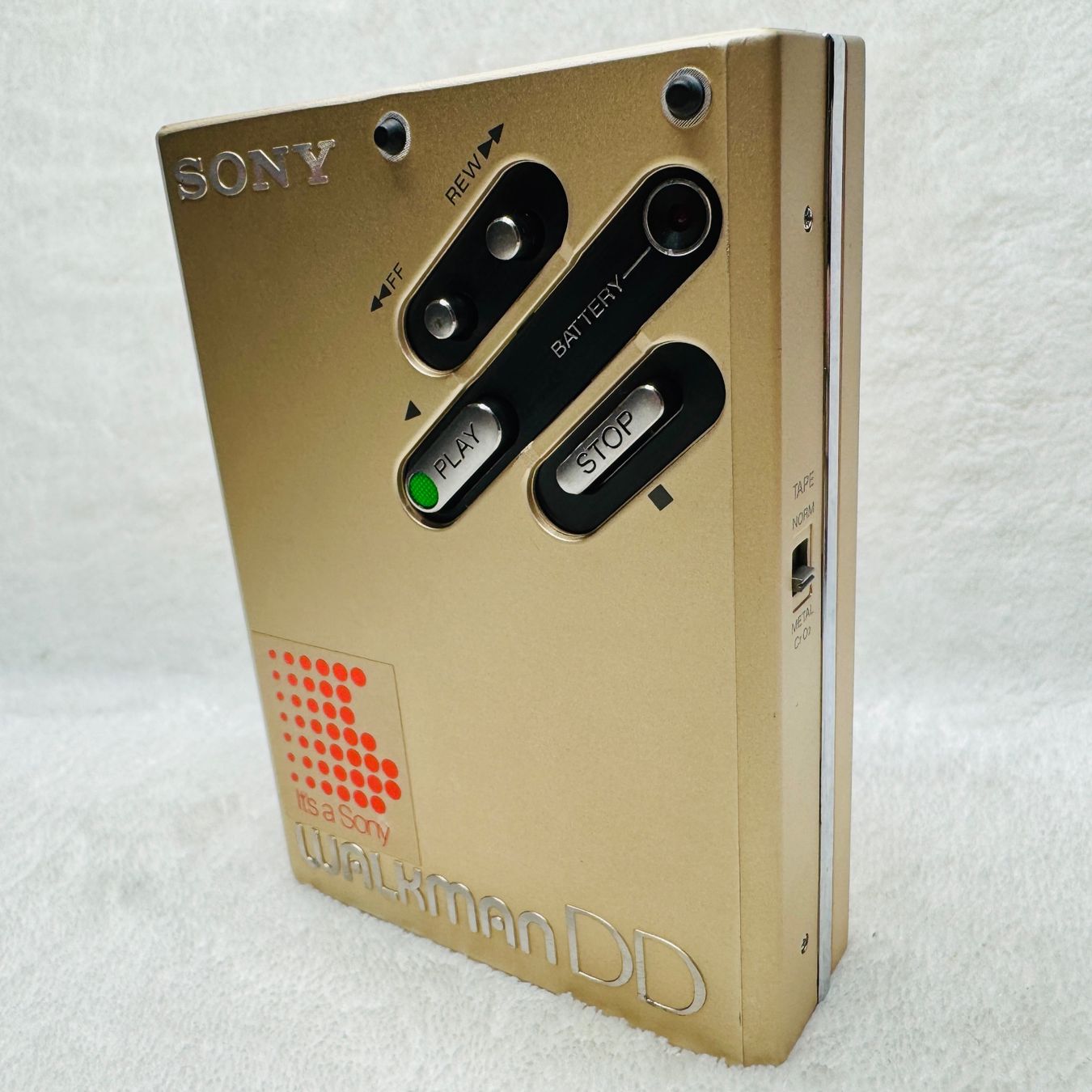 Sony Lettore multimediale portatile: Sony Walkman WM-DD gold #252 – Usato da Vorderthal venduto da WalkmanClinic 1