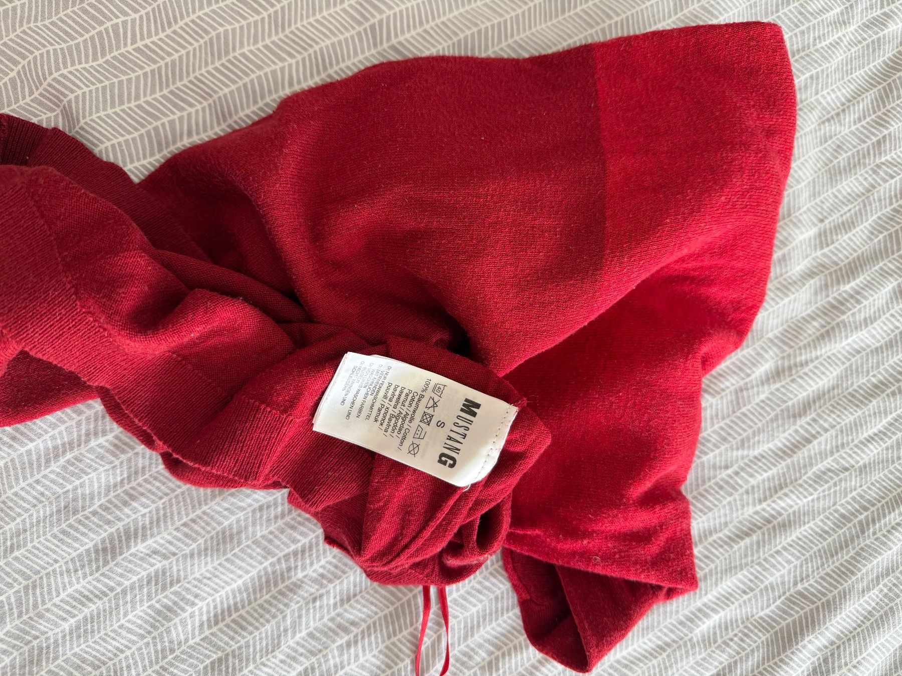 Pullover & Sweatshirts: Damen Pullover Mustang rot Grösse S – Gebraucht aus Adliswil von StyleAgain 5