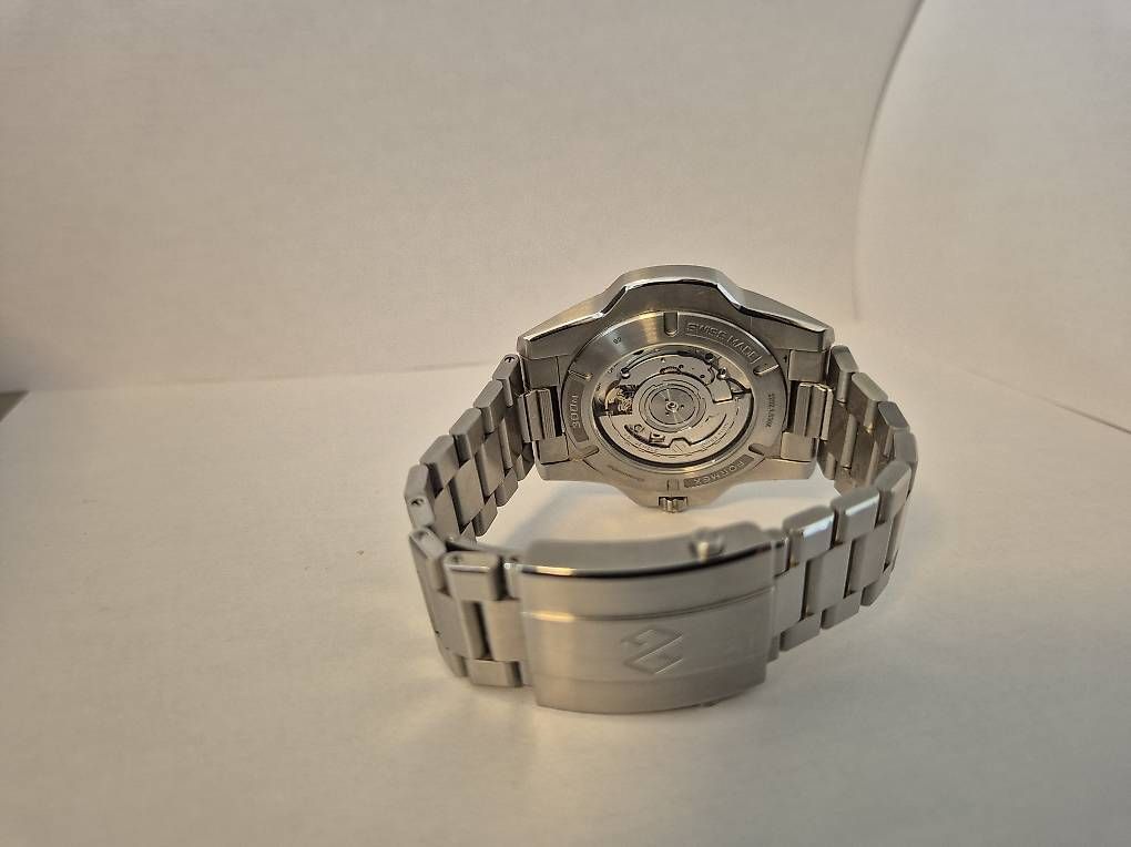 Montres: Formex REEF AUTOMATIC GMT COSC 300M GRÜN 42 MM – D'occasion à Dornach par Schoggibaum 4