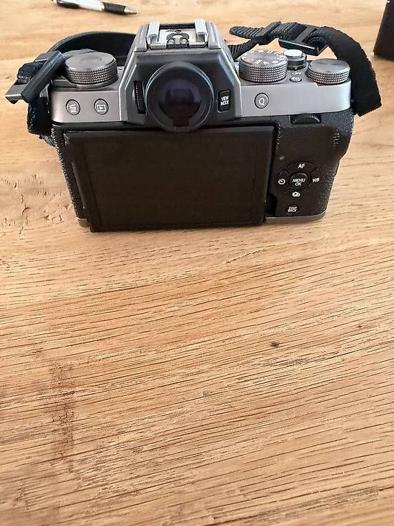 Appareil photo: Kamera Fujifilm X-T100 – D'occasion à Nürensdorf par j.zentner 1