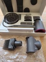 Dyson Supersonic Haartrockner mit Zubeh. neuwertig
