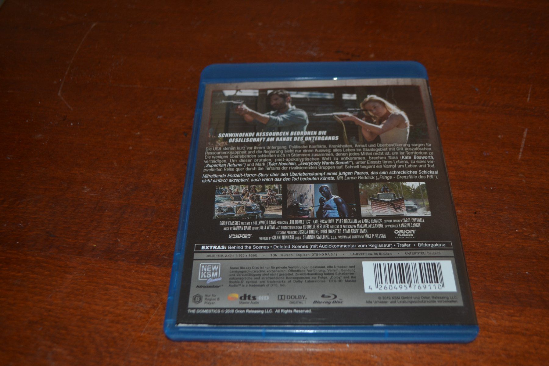 Tutti i DVDs: The Domestics – Usato da Laupen ZH venduto da chefdom 1