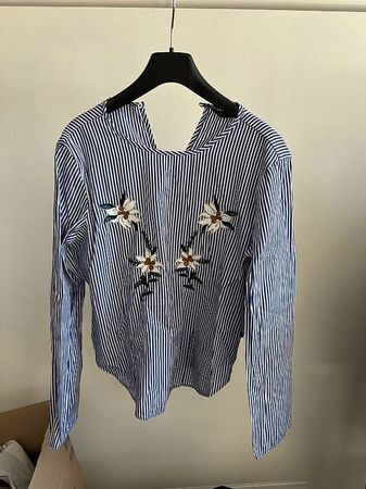 Bluse mit Blumen 