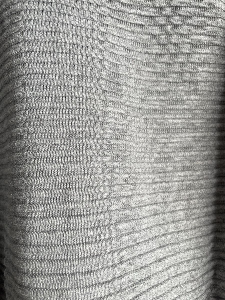 Maglioni & Felpe: Damen Pullover grau Rippstrick Grösse 38 guter Zustand – Usato da Lenzerheide/Lai venduto da ale_57ys 2