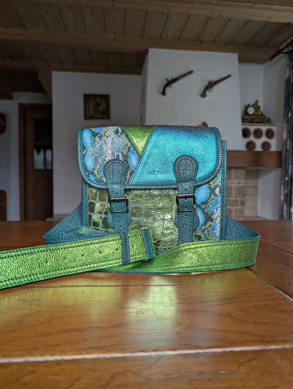 Borse da donna: Wunderschöne Paul Marius Ledertasche - Einzigartiges Design – Usato da Bützberg venduto da SchweizerFund