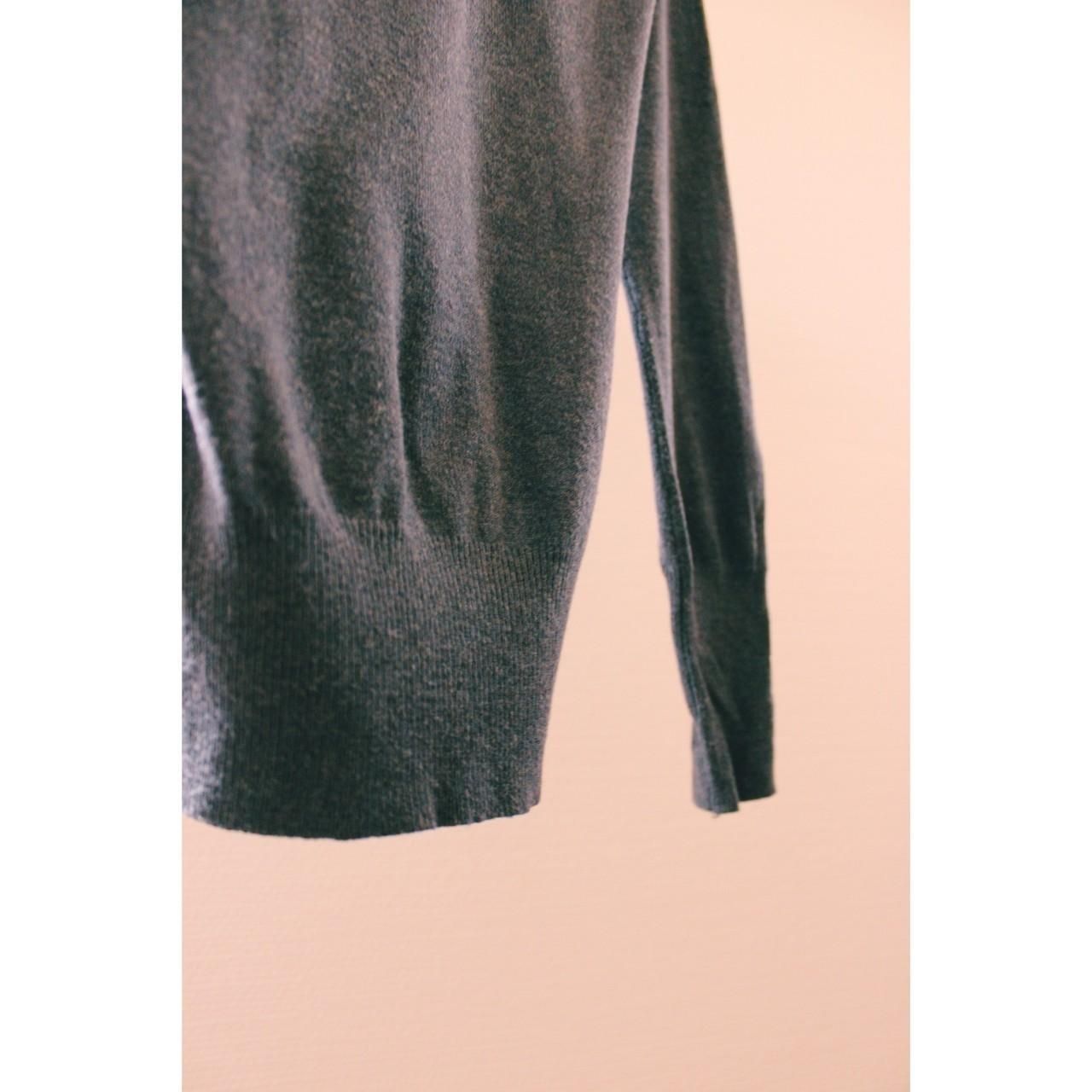 Pullover & Sweatshirts: Pullover mit gerafftem Ausschnitt – Gebraucht aus St. Gallen von jbu_ns6v 3