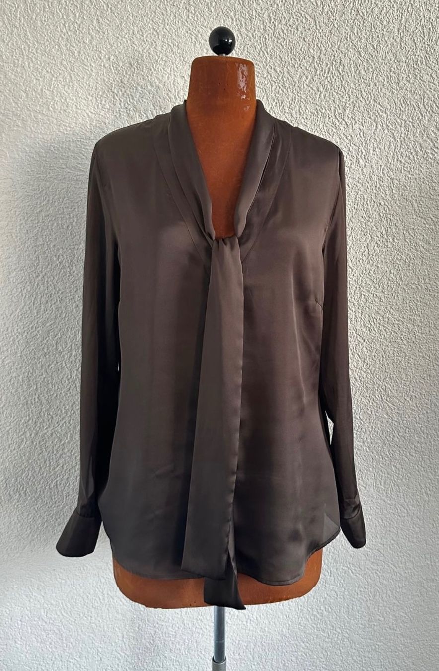 Blusen: Josephine&Co Schluppenbluse Damen 42 – Gebraucht aus Liestal von Ballybs 1