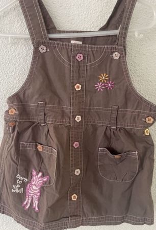 Latzkleid Mädchen Grösse 92 braun guter Zustand
